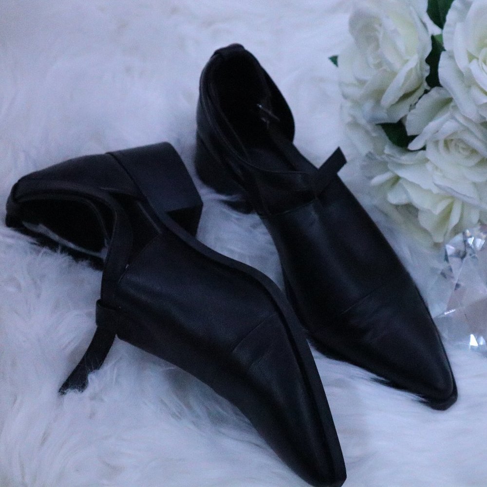 BUCKLED SANDAL - Picture 2 of 2